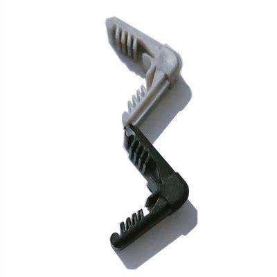 Vender directamente el conector de esquina de plástico blanco y negro para el perfil de aluminio a precios