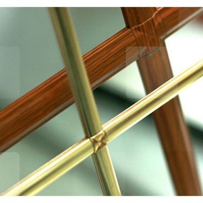 Todos los escenarios Diseño moderno A prueba de UV Flor de barra georgiana PVC doble puerta plegable de vidrio
