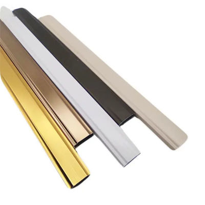 Prueba UV 76 * 55mm Barra georgiana para ventana de revestimiento de PVC en estilo moderno simple